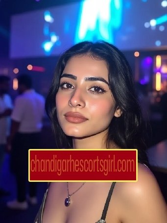 Kiara escort girl